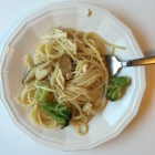 Spaghetti & Chicken in a lemon, thyme mushroom sauce | An original recipe from Alaskaknitnat.com