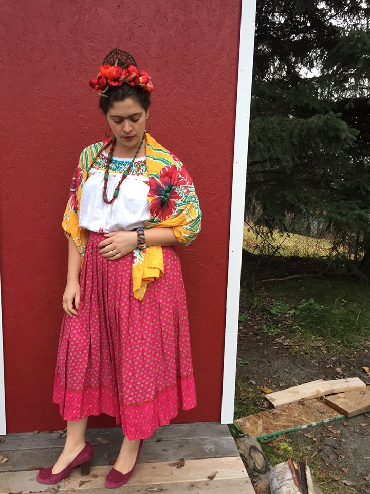 smække interview bekymring DIY Frida Kahlo Costume | Alaska Knit Nat