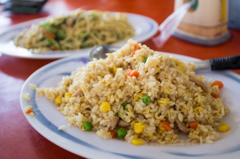 30-minute fried rice | this simple, flavorful dish can be made in no time with a little prep work the night before. Recipe from Alaskaknitnat.com